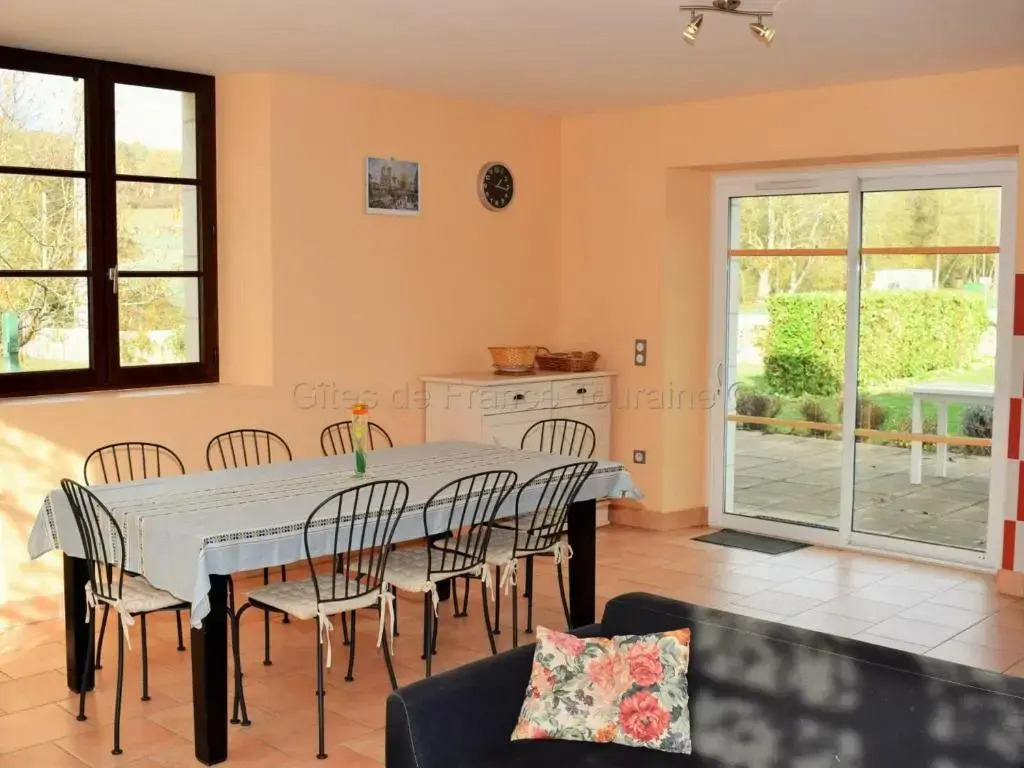 Gîte familial à Chemillé-sur-Indrois, 7 pers, confort et jardin - FR-1-381-375