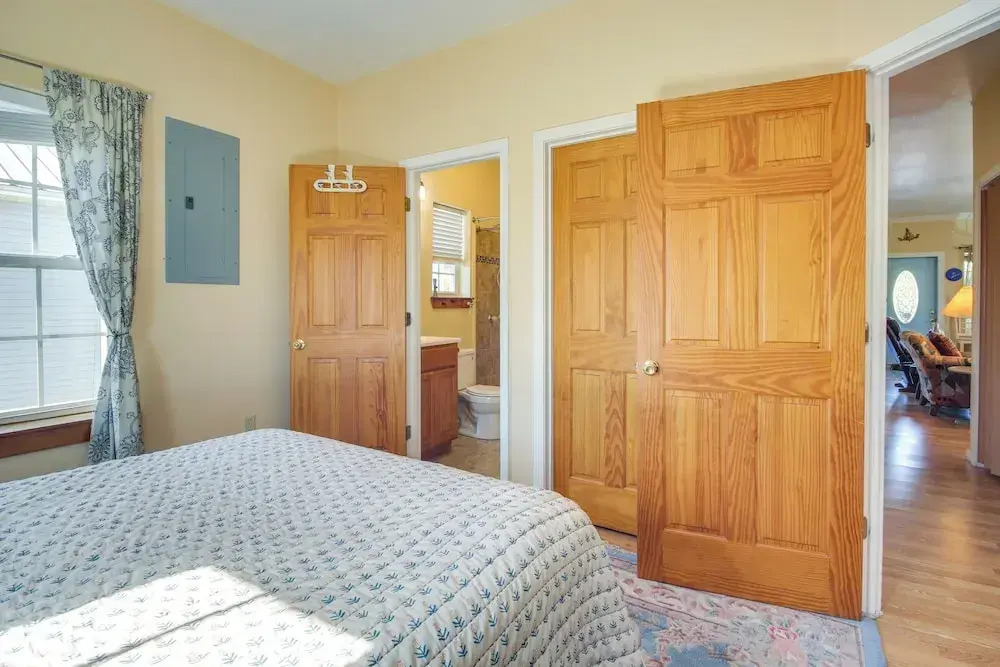 5 Mi to Beach & Pier: Bay St Louis Home on Canal