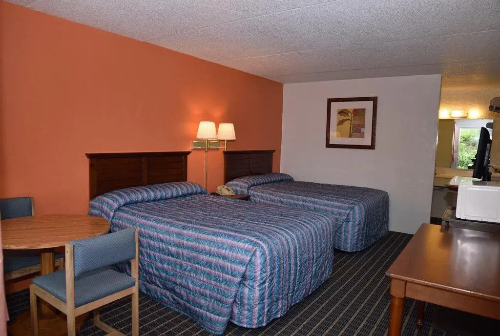 Bonifay Inn