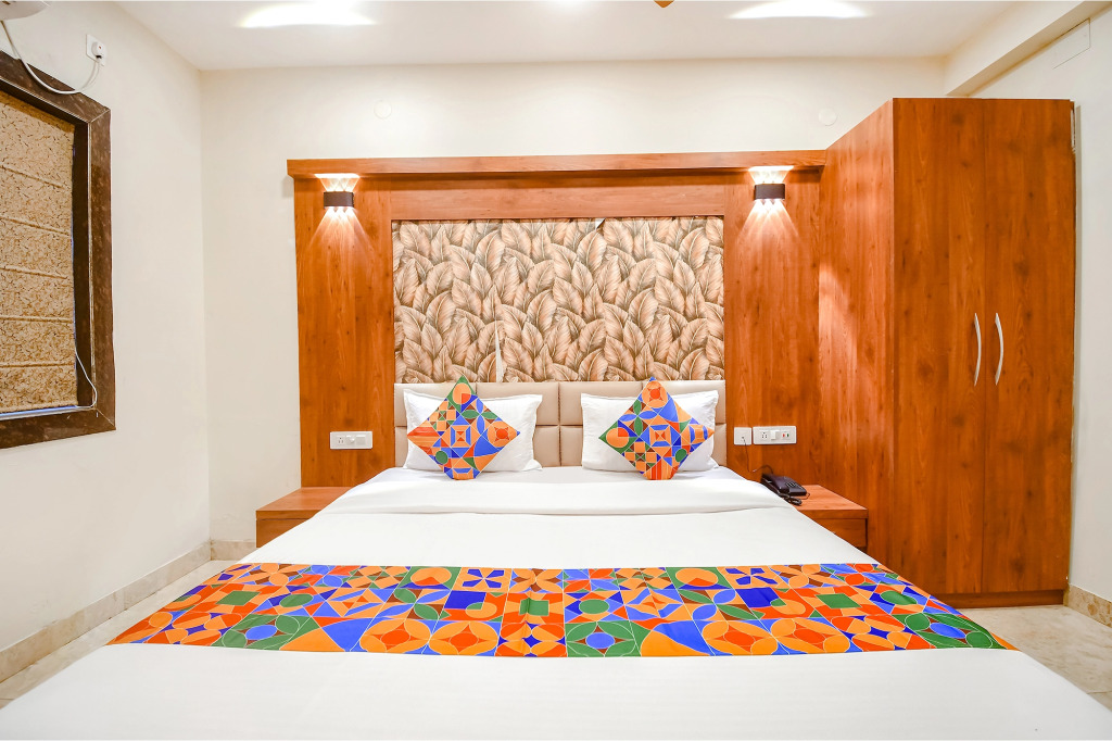 FabHotel Dreamworld Residency - Nr Bisarjan Ghat