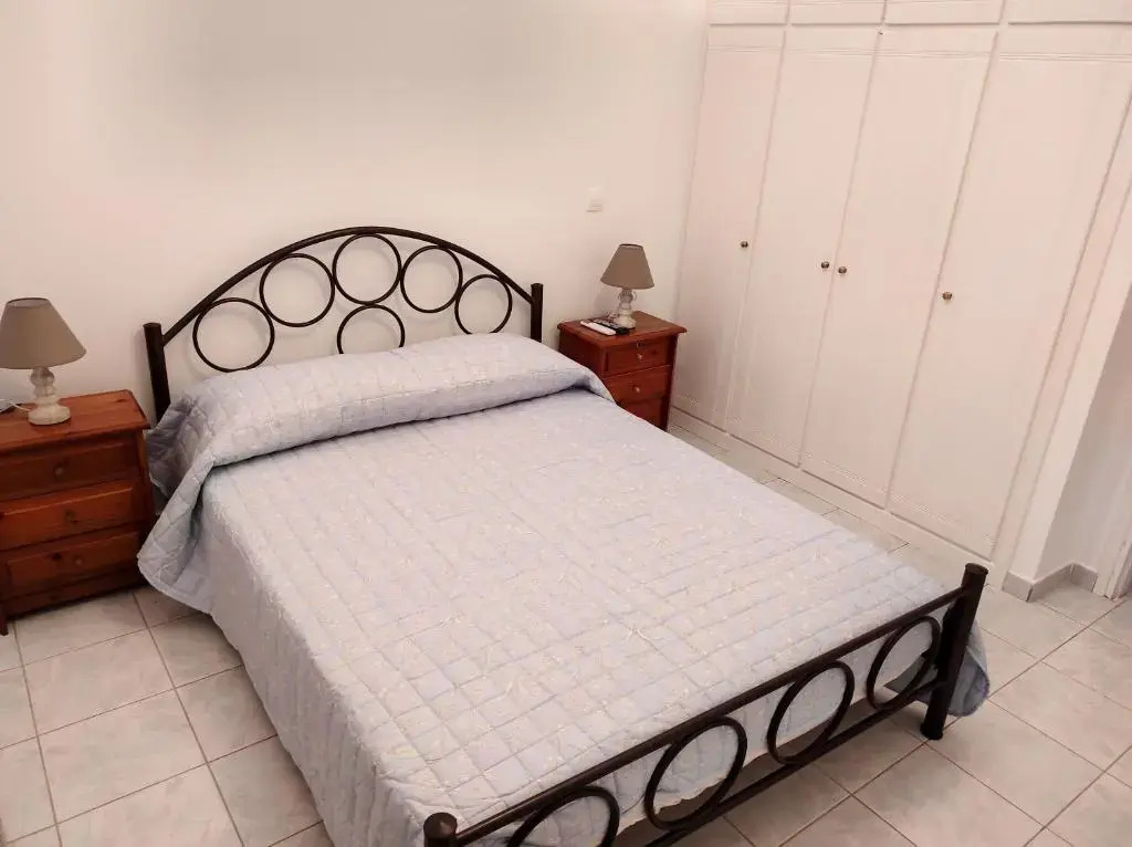 Emerald- 2 -Bedroom Apartment in Preveza