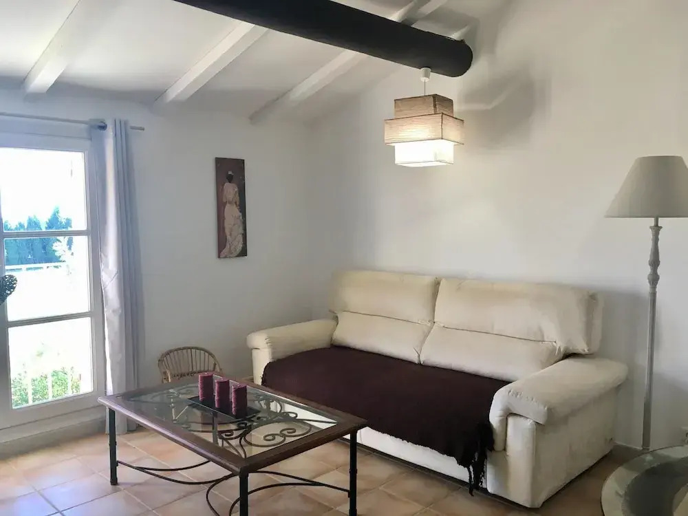 Apartment With one Bedroom in Maussane-les-alpilles, With Pool Access,
