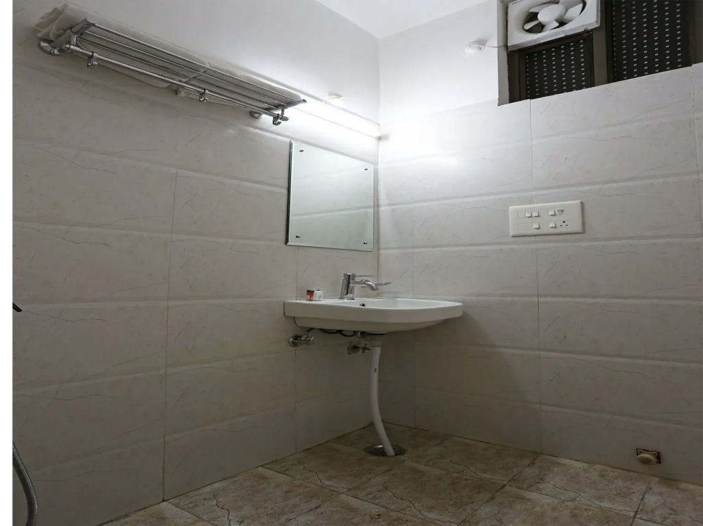 OYO 9304 Hotel Swastika