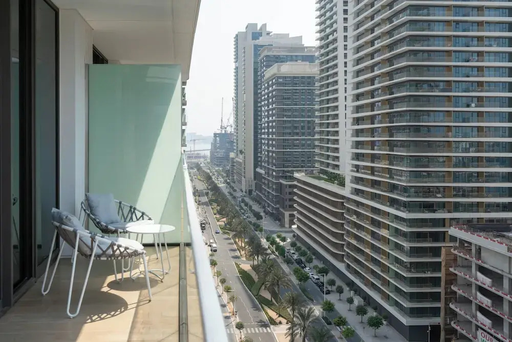 KeyRock - Dubai Marina with Pool & Gym