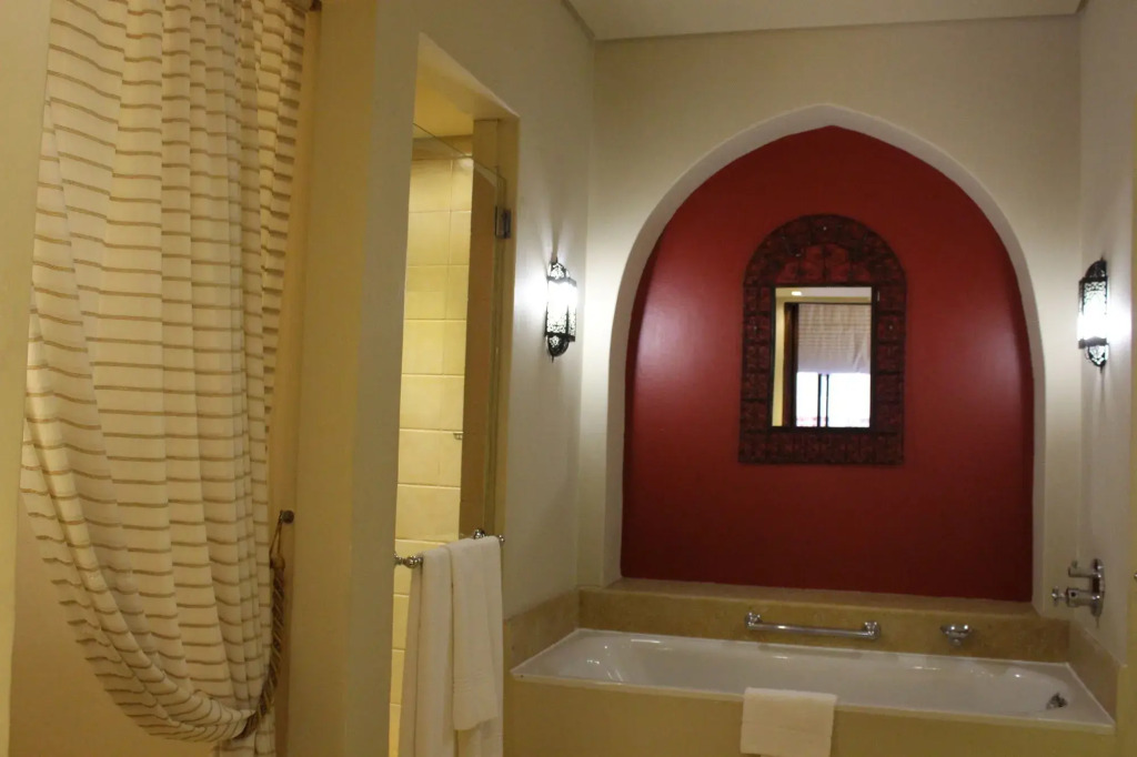 Lombardy Boutique Hotel