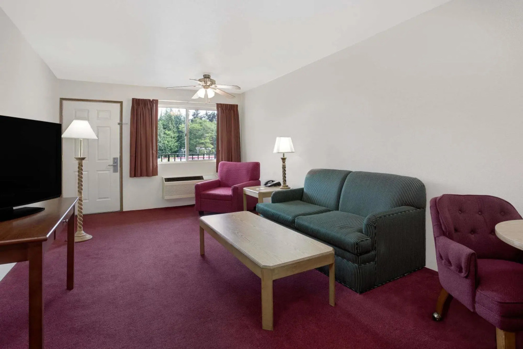 Olympic Inn & Suites Port Angeles