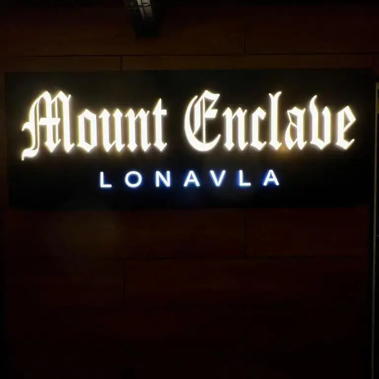 MOUNT BUNGALOWS - Mount Cottage Enclave