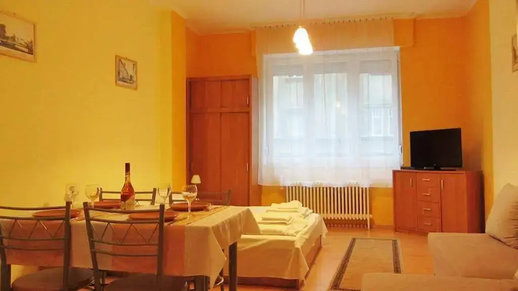 Jolie Apartman