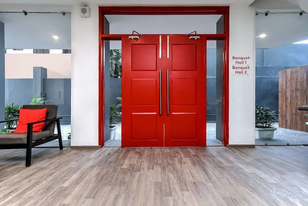 OYO Townhouse 044 Sector 14 Gurugram
