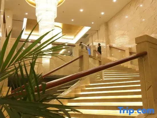 Zhongyuan Sunny International Hotel