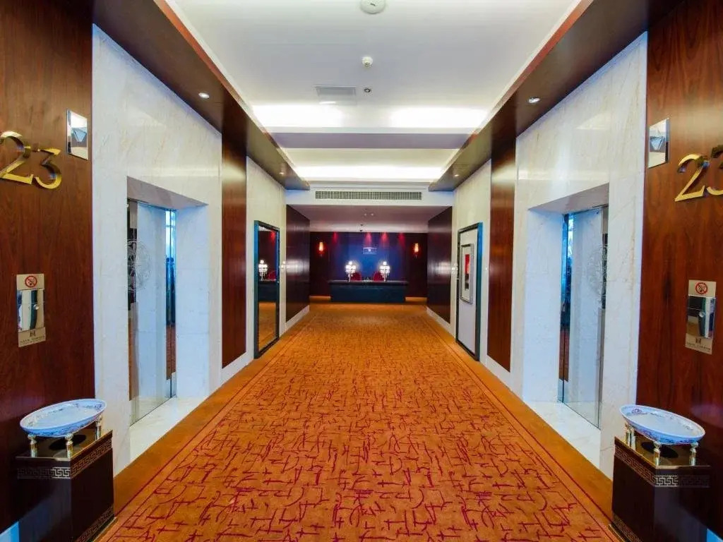 Jinjiulong Hotel
