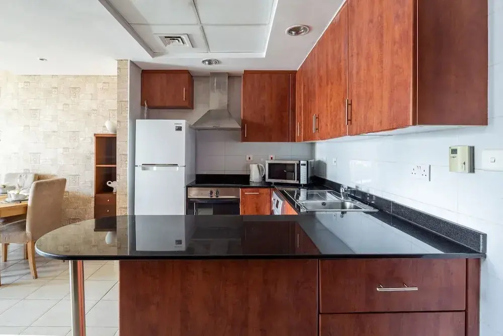 Fashionable 1BR in the Trendy Jlt! Sleeps 4!