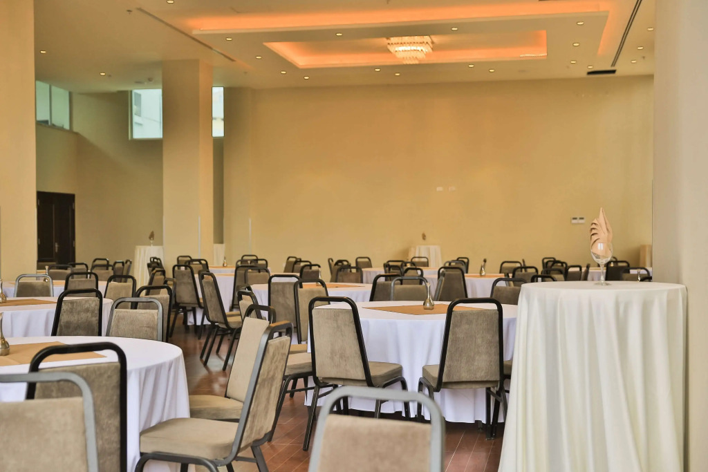 Magnolia Hotel & Conference Center