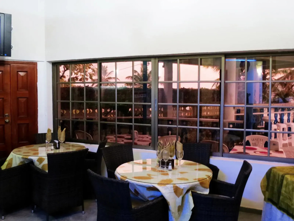 Island House Hotels