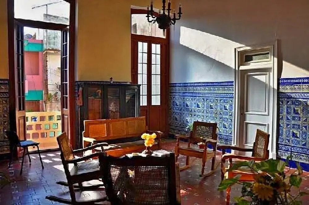Sierra-Barroso's Colonial House