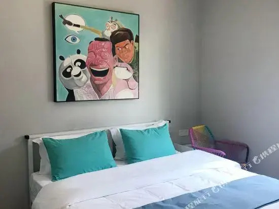 Laodao Library Hostel