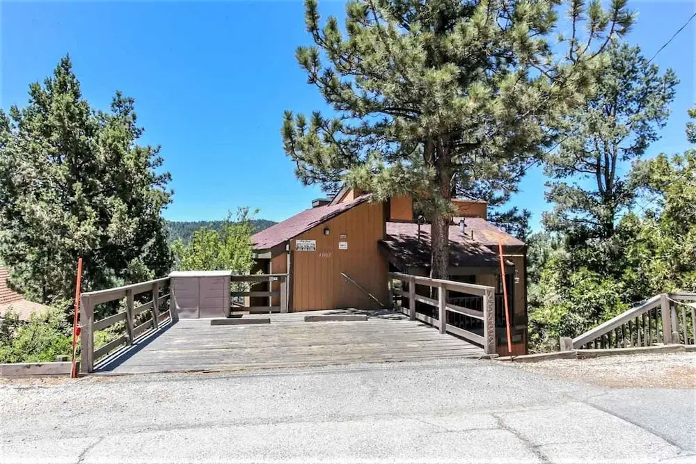 Crazy Bear Lookout-1778 by Big Bear Vacations
