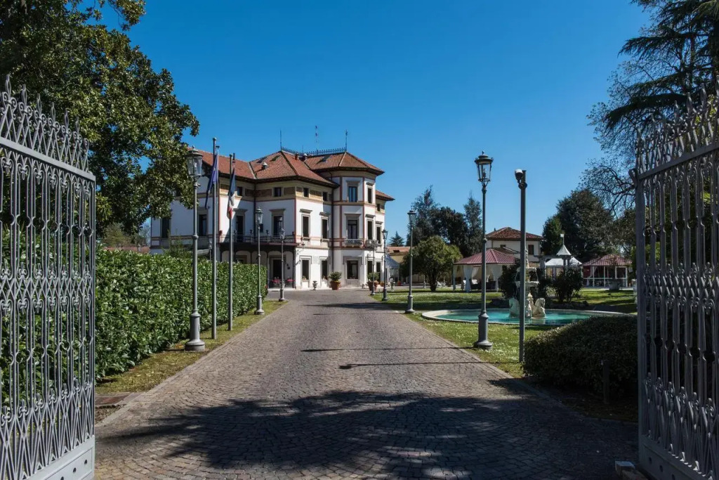 Hotel Villa Stucky