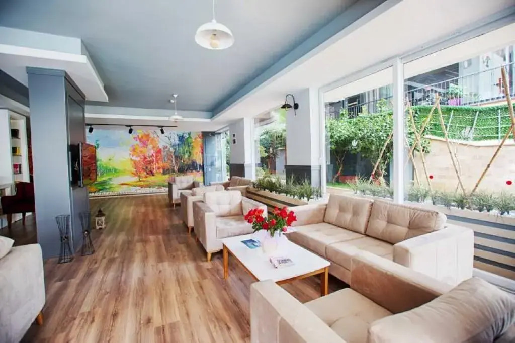 HMA Hotel & Suites