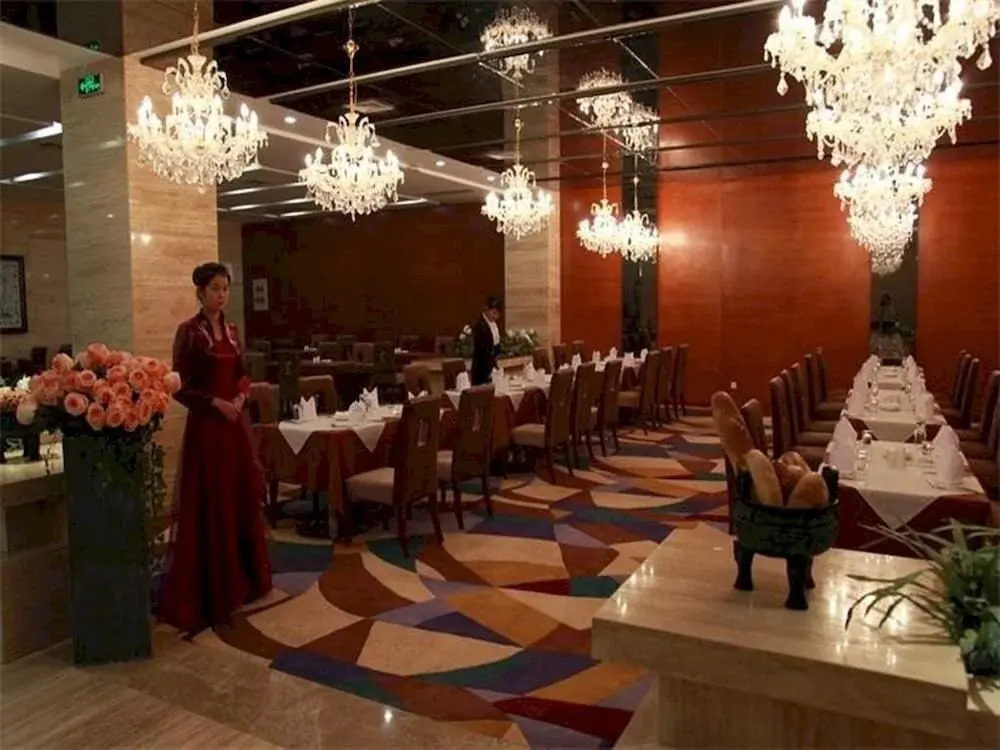 Joy International Hotel