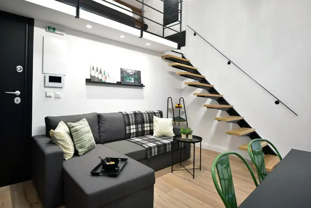 Queen 4 Apartment in the Heart of the Corfu Historical Old Town Center