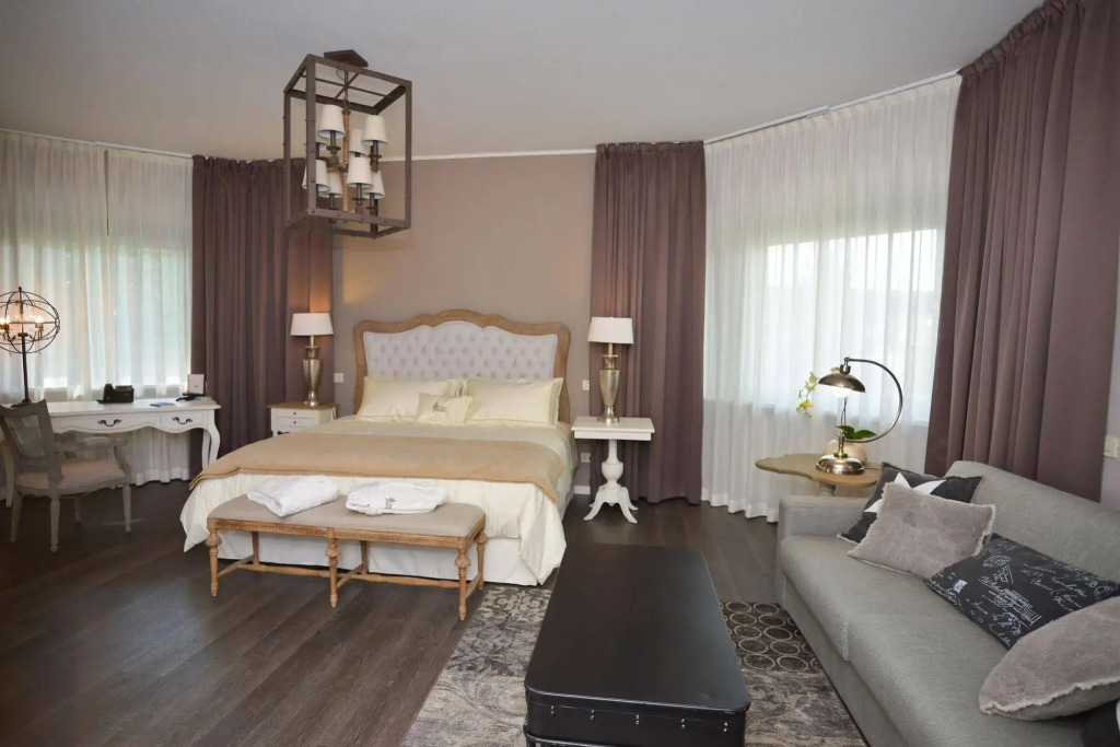 Like Home Boutique Hotel 3 min, Orio Airport