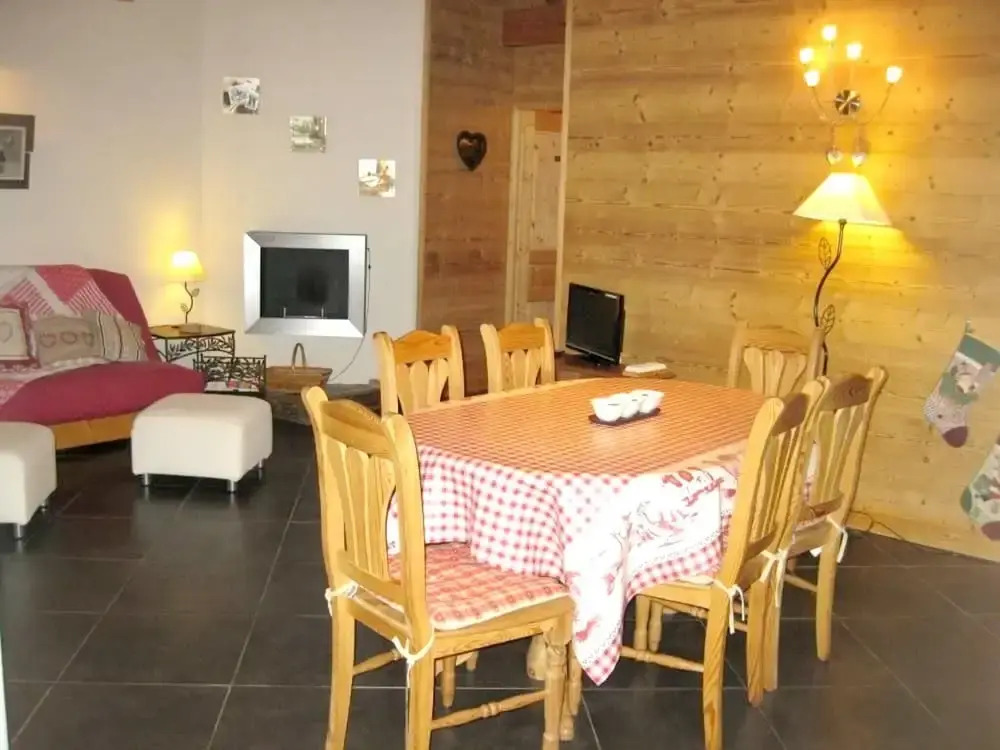 Apartment With 2 Bedrooms In Samoens With Wonderful Mountain View Furnished Garden And Wifi