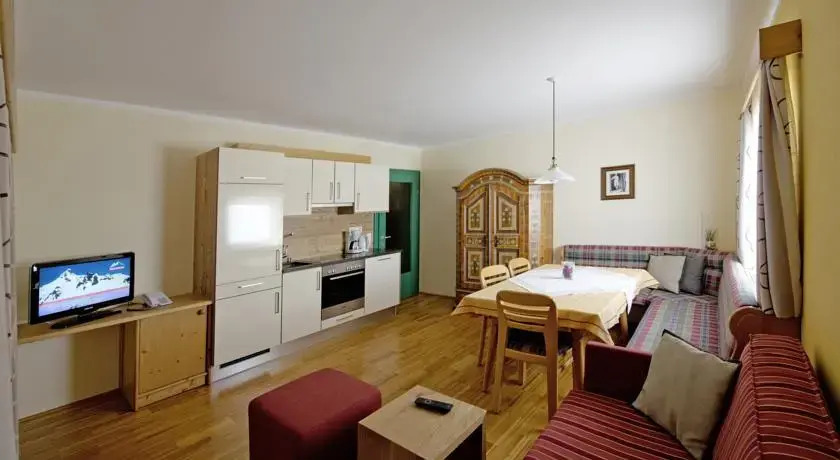 Aparthotel Bernhof