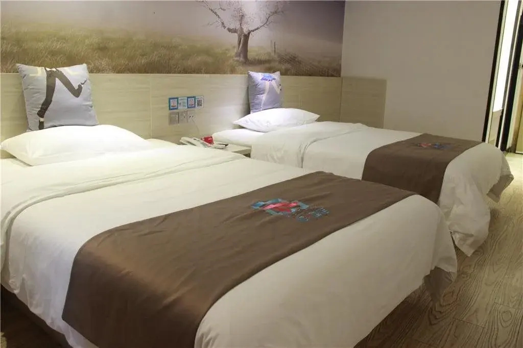 Pai Hotel Nanchang Honggutan Feng Hezhong Zhong Avenue Cui Yuan Subway Station