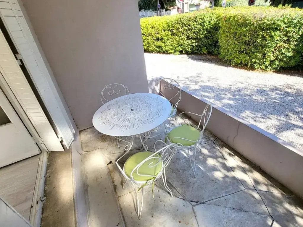 Appartement Six-Fours-les-Plages, 2 pièces, 4 personnes - FR-1-316-232