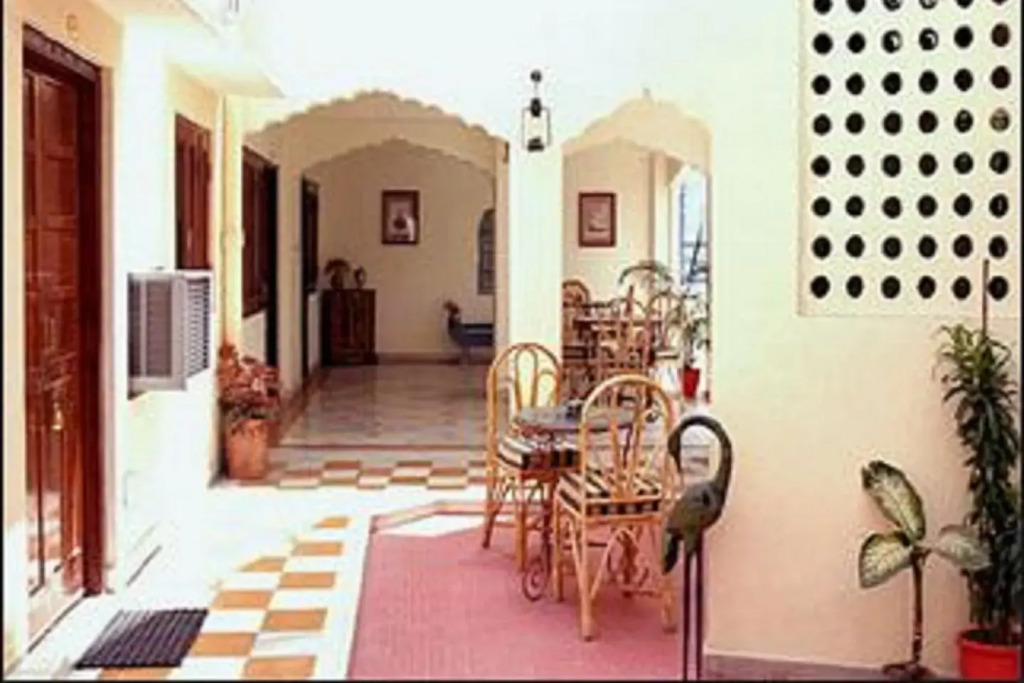 Dera Rawatsar - Heritage Hotel