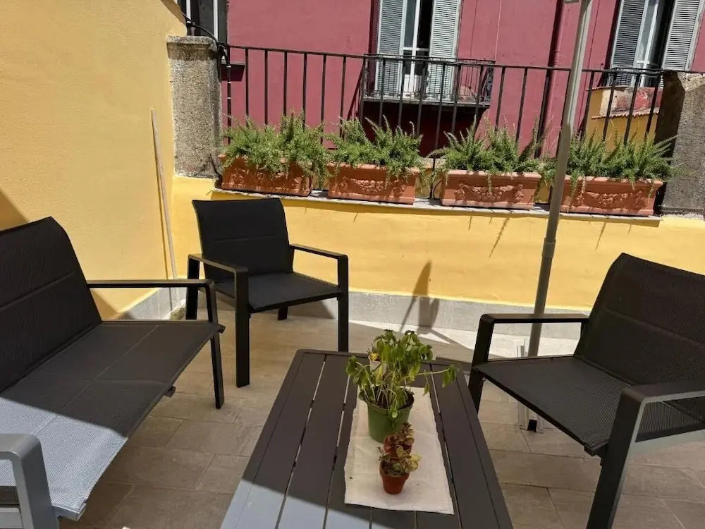 Gentile Suite Decumani