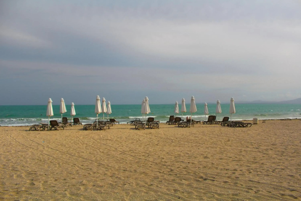 Lovely 1-bedroom apartment with pool, 250 m to the beach