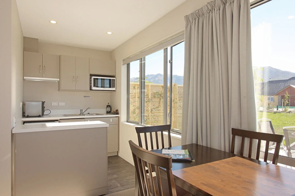 Hanmer Apartments