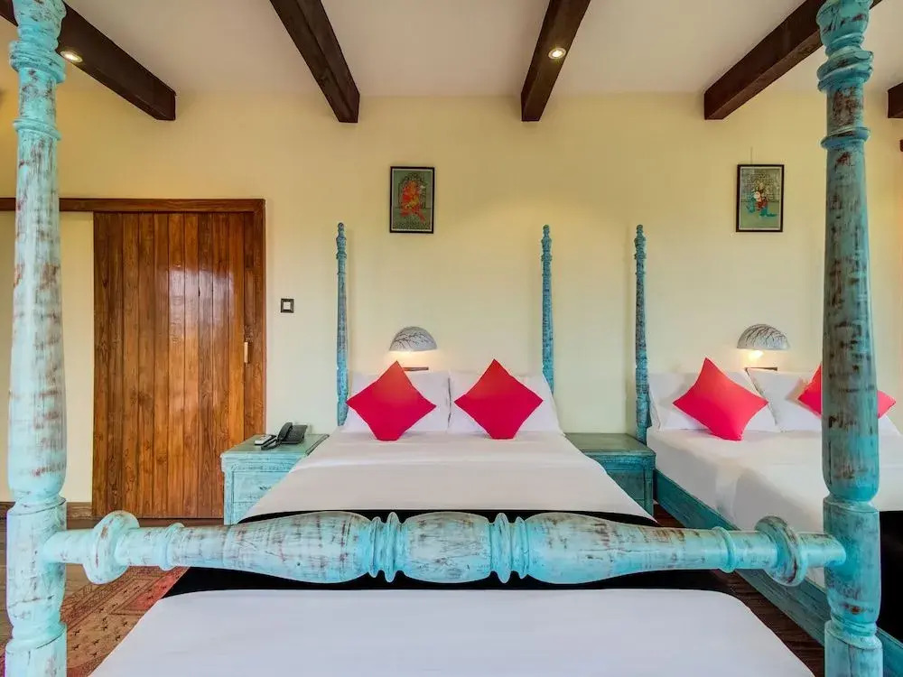 Capital O 37435 La Papa Resort