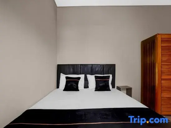 Hotel O near Ciputra World Surabaya formerly Darmo Residence