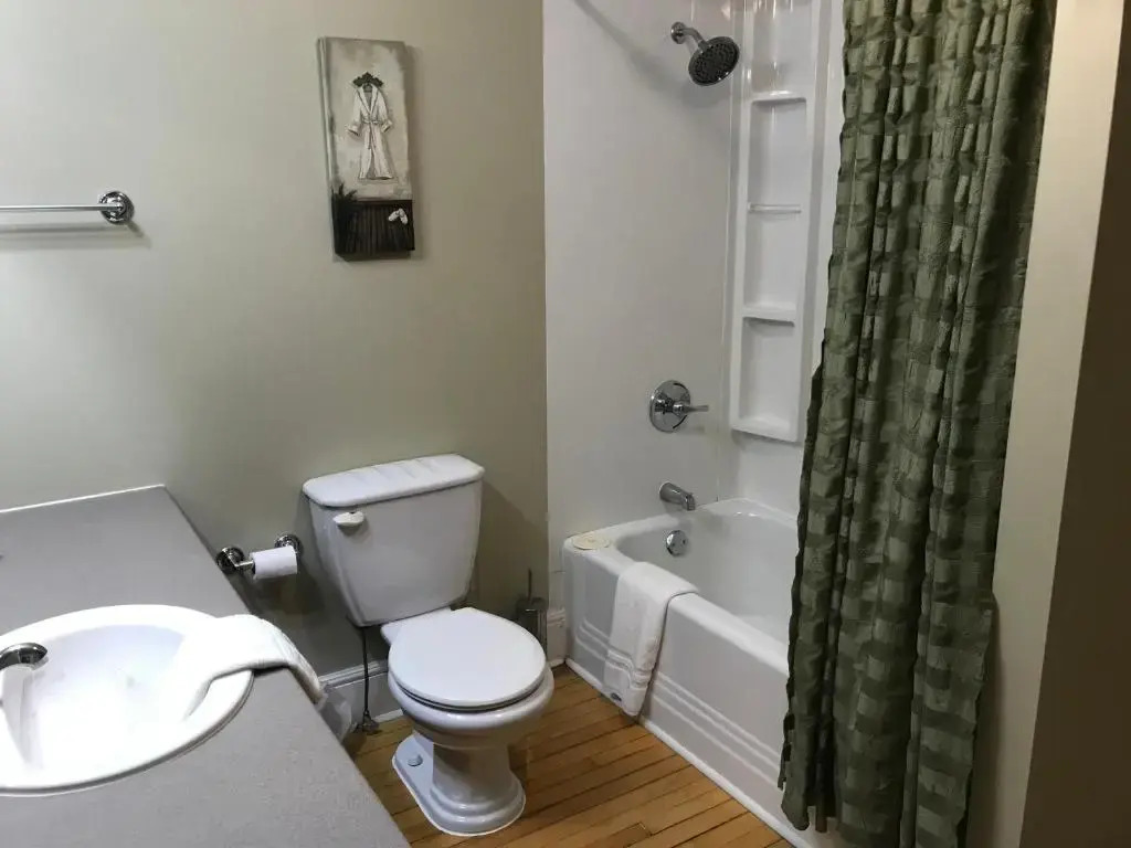Leaside Executive Apartments