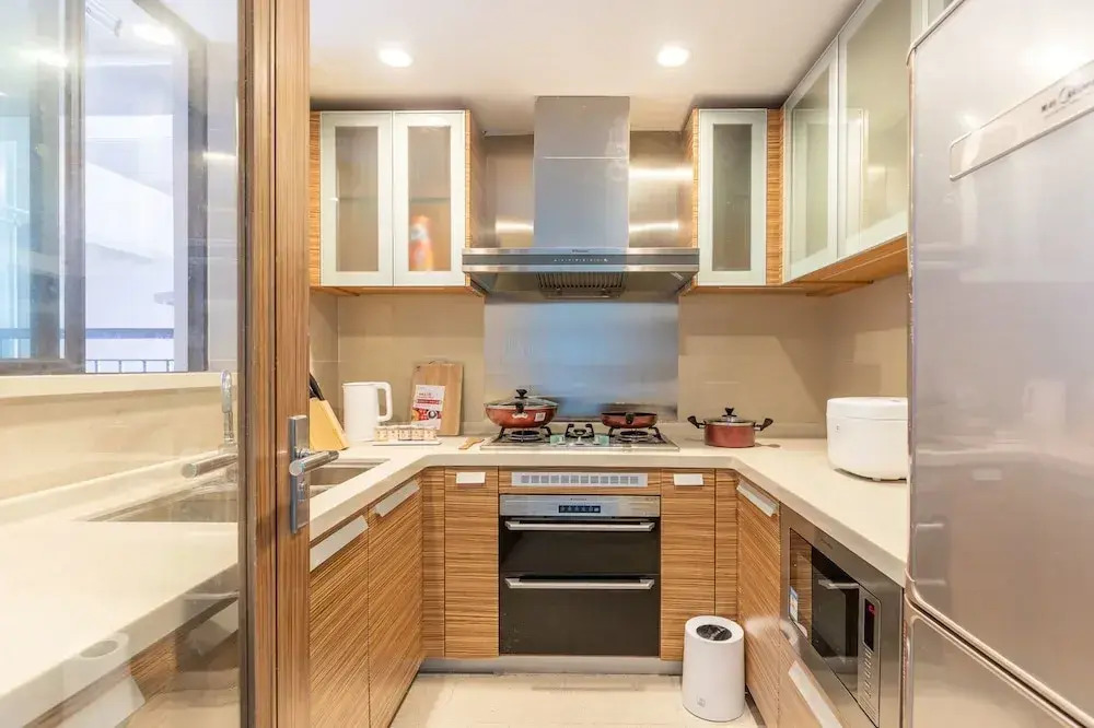 Locals Boutique Apartment Huafa Plaza 28