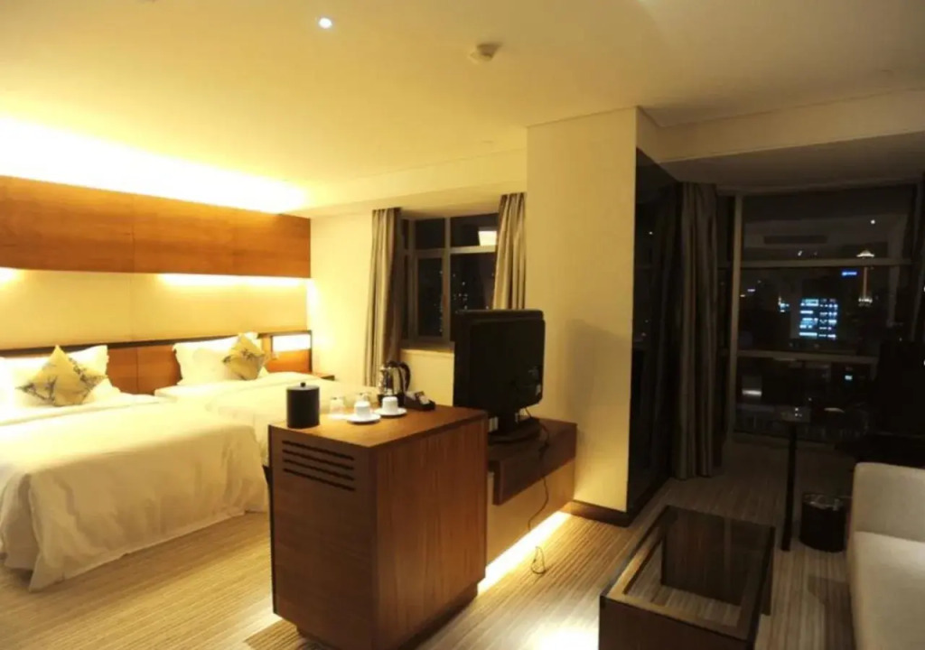 Grand View Hotel