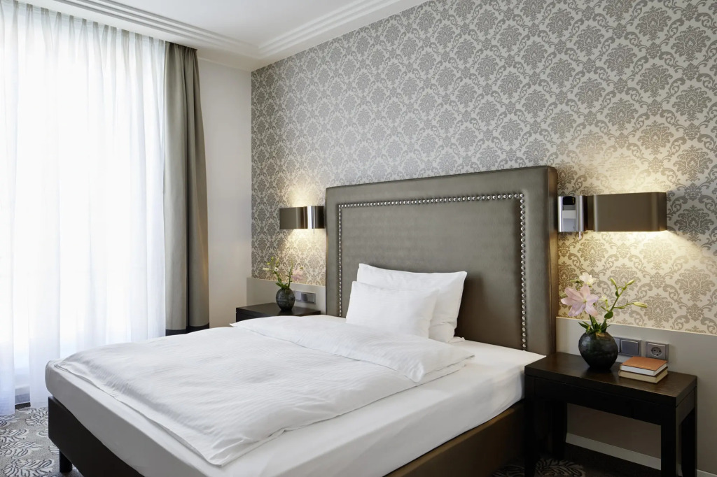 Hotel Maximilian’s