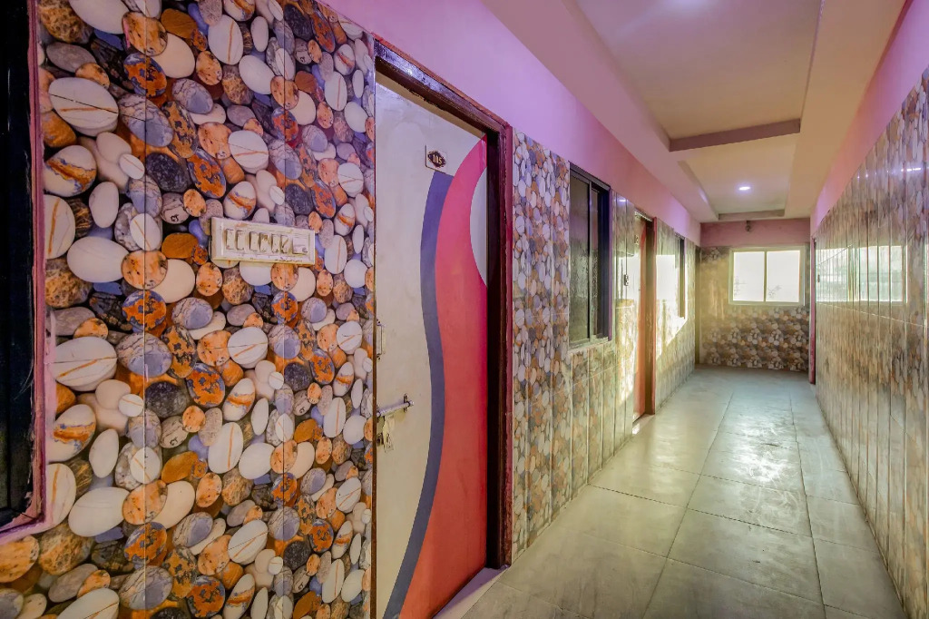 SPOT ON 70774 Hotel Rajshree