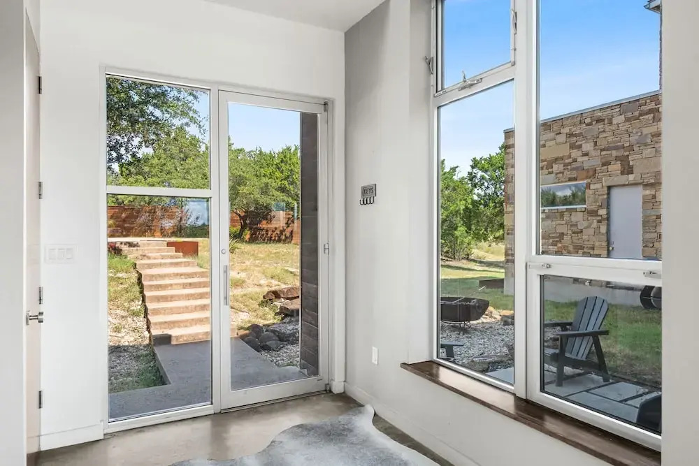 Luxury 7BR Hill Country Gem With Barndominium