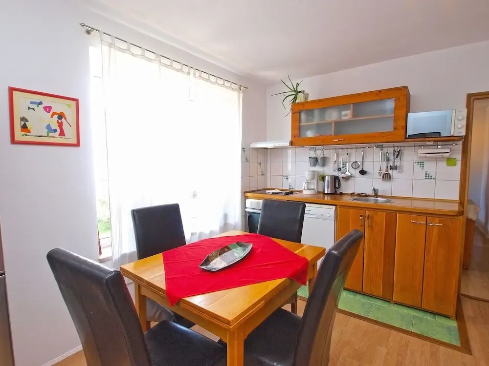 Apartment 1470