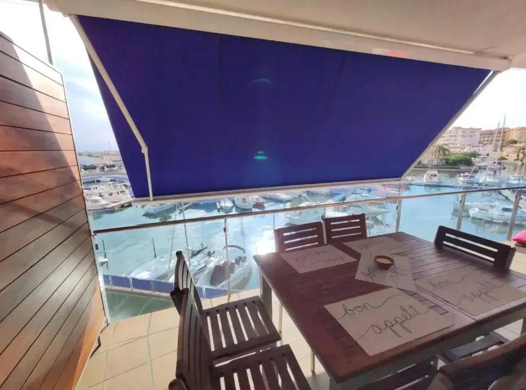 Appartement Résidence à ROSES - PORT TREBOL avec piscine et parking privé