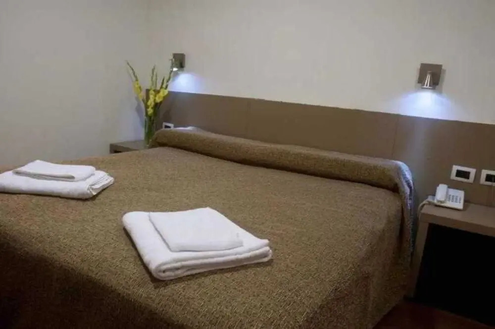 Hotel America