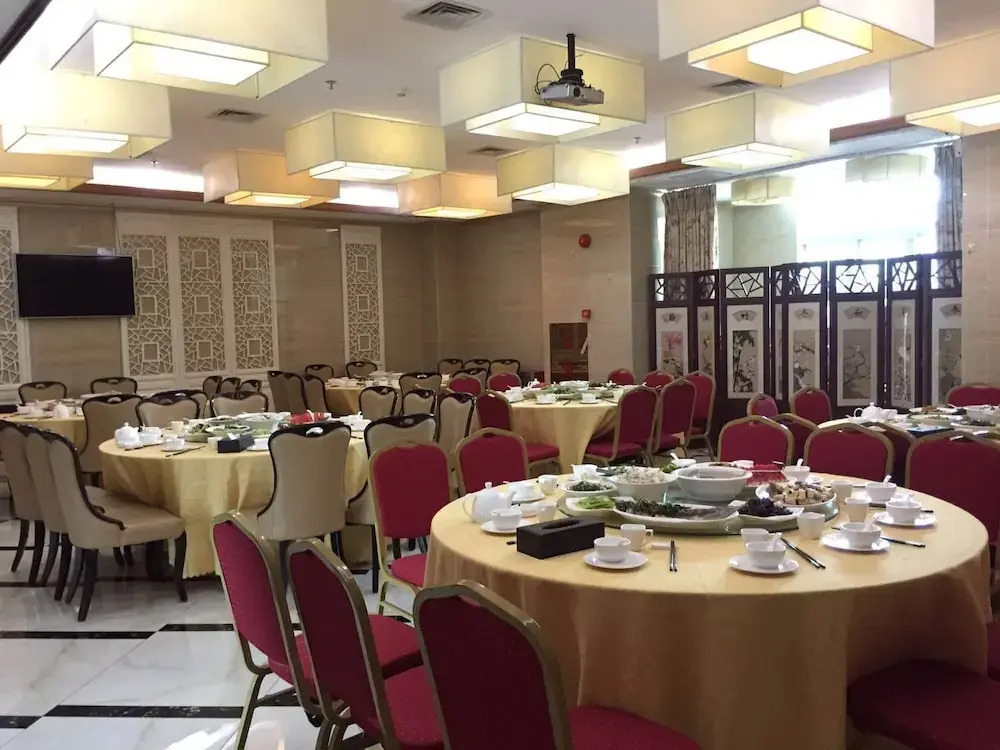 JUN Chen Health Hotel