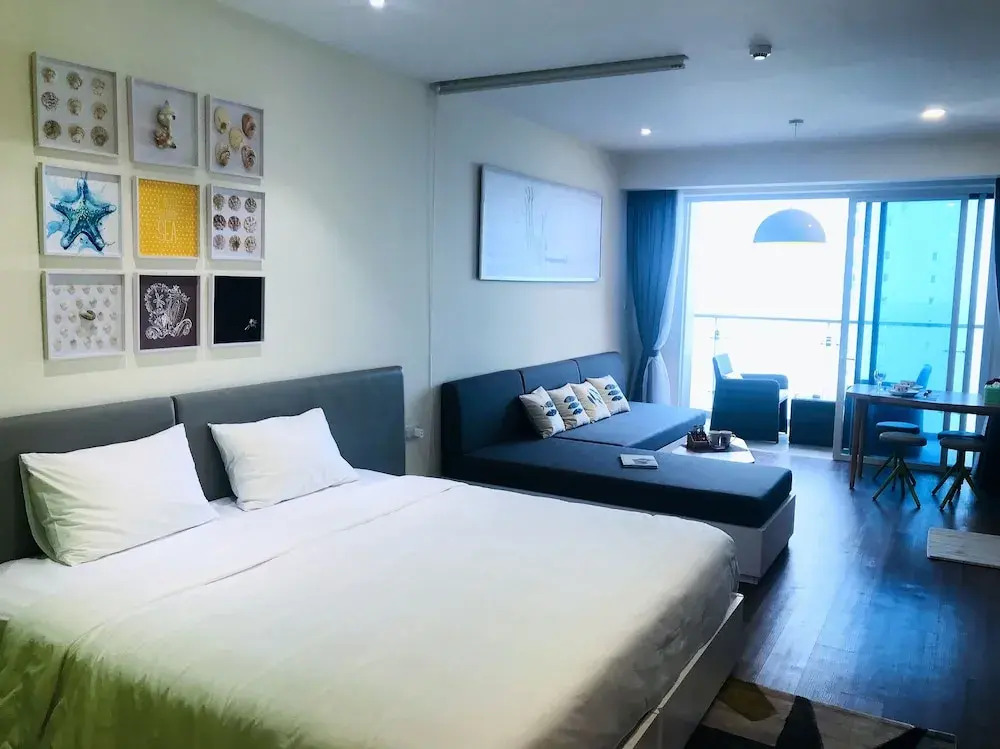 Ariyana Apartments by Vievid