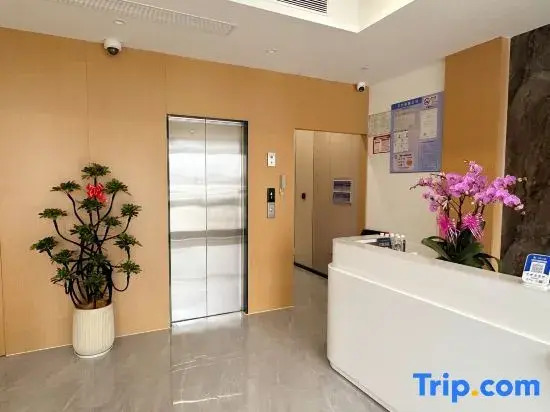 Shanghai Ruyue Fashion Hotel (Gutang Road Subway Station)