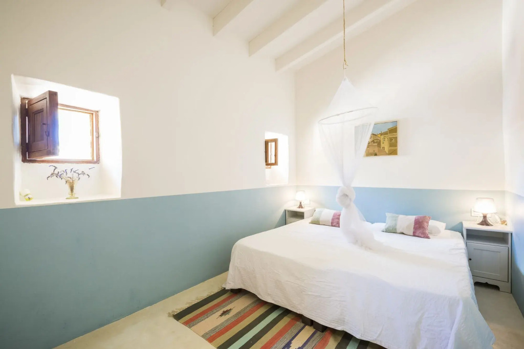 Residence by G Villa Calicant