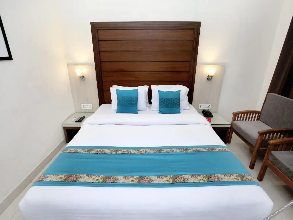 Hotel Joy by OYO Rooms